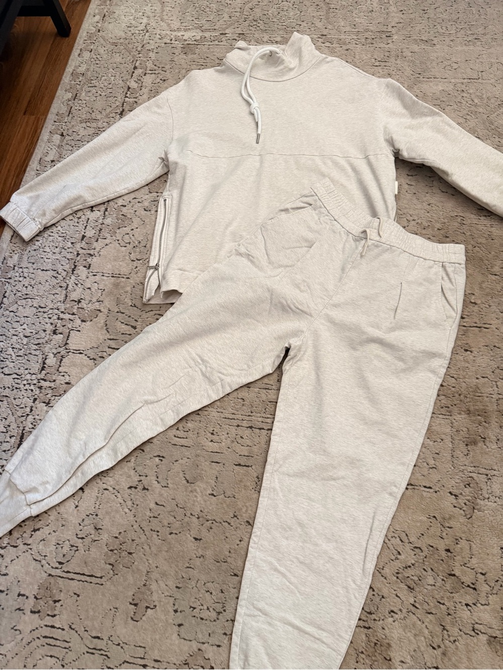 Varley Cream sweat set